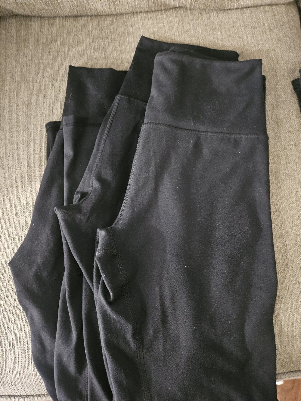 3 Pairs Of Black High-Waist Leggings - Solid Black